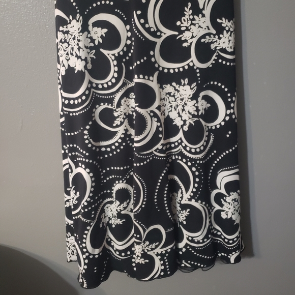 Speechless Black Floral Dress Size Small - Picture 4 of 8